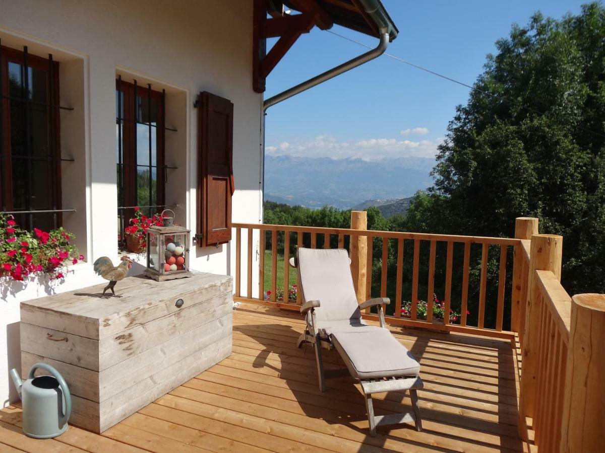 Maison D'Hotes L'Arnica La Bréole Esterno foto
