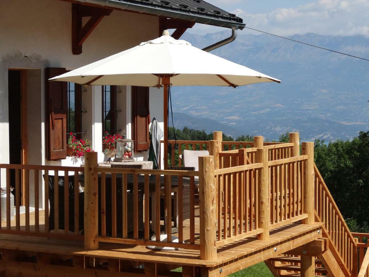Maison D'Hotes L'Arnica La Bréole Esterno foto
